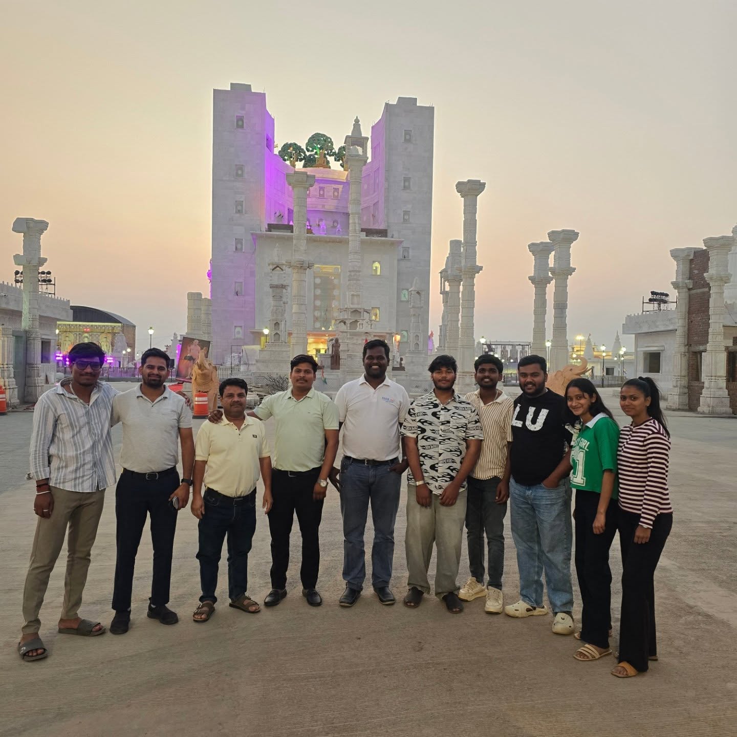 Dada Art Team in Action at International Panchkalyanak Namokar Tirth Nashik